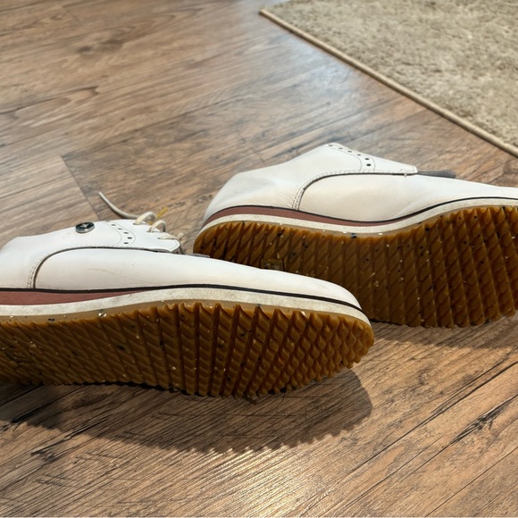 FootJoy White and Tan Women's Oxfords - Picture 5 of 7